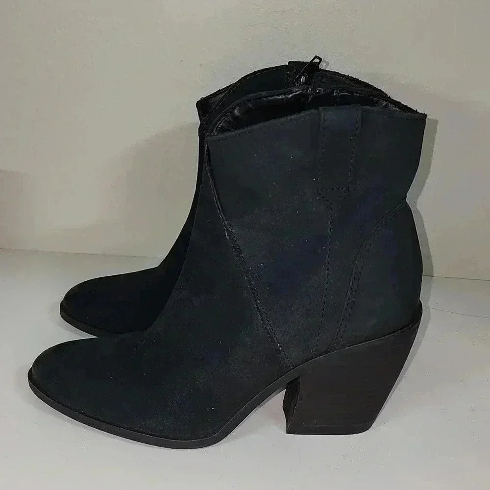 Lucky Brand black boots